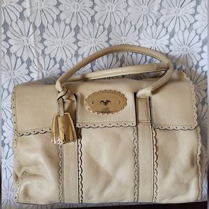 Mulberry "Cookie Bayswater Satchel" Beige colored, soft matte leather